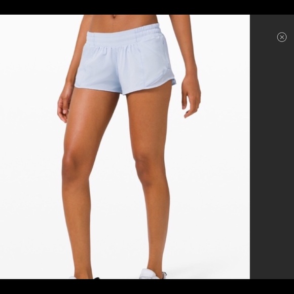 NWT Lululemon Hotty Hot LR Shorts 2.5 “ - Picture 3 of 4
